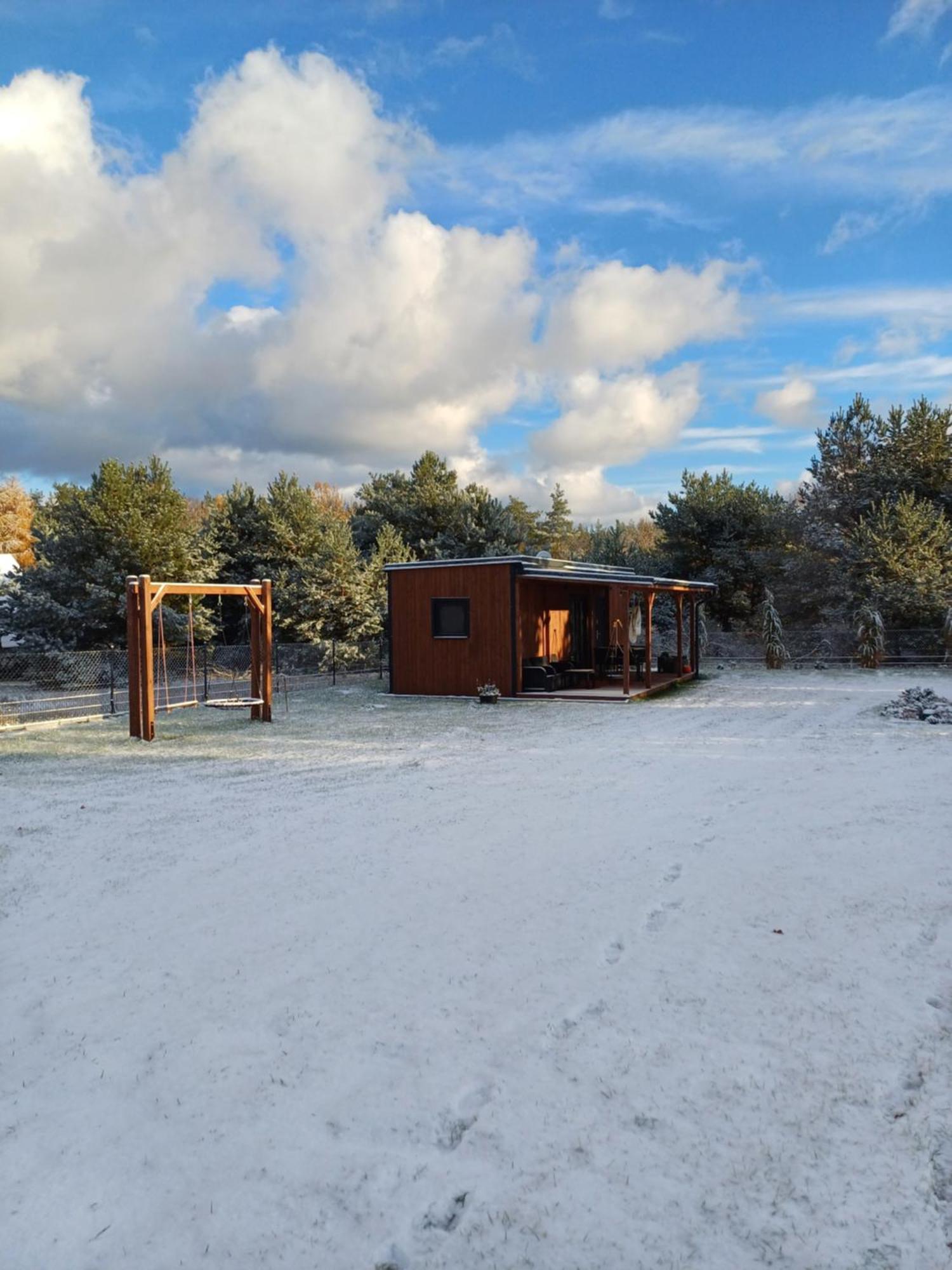Westfalowachatka Domek Z Jacuzzi Sasino Exteriér fotografie
